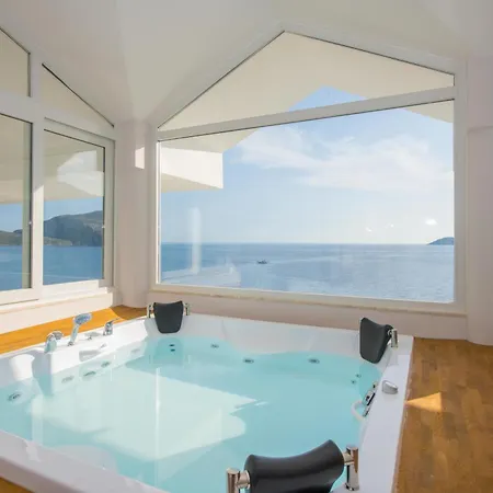 Villa Kalkan Kalamar Plaji Denize Sifir Elana 1 Kas